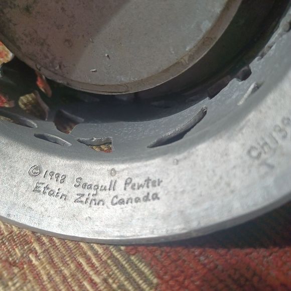 vintage candle holder. Pewter, heavy, pears, Signed Seagull 1998 Etain Canada - Picture 12 of 14